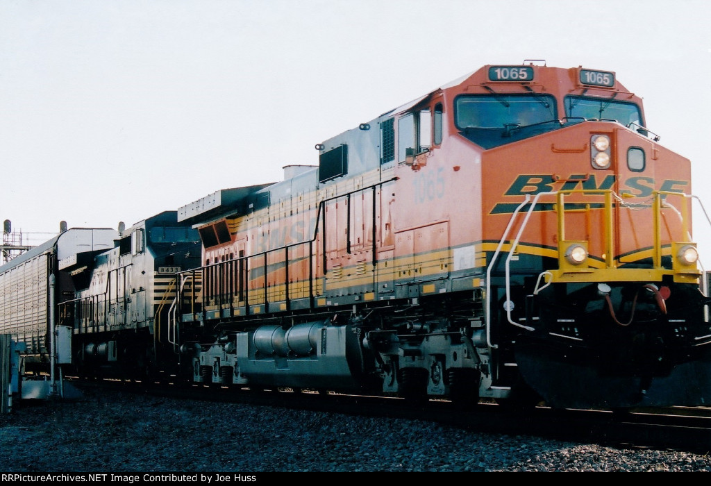 BNSF 1065 West